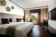 Nusa Dua Beach Hotel und Spa 5*